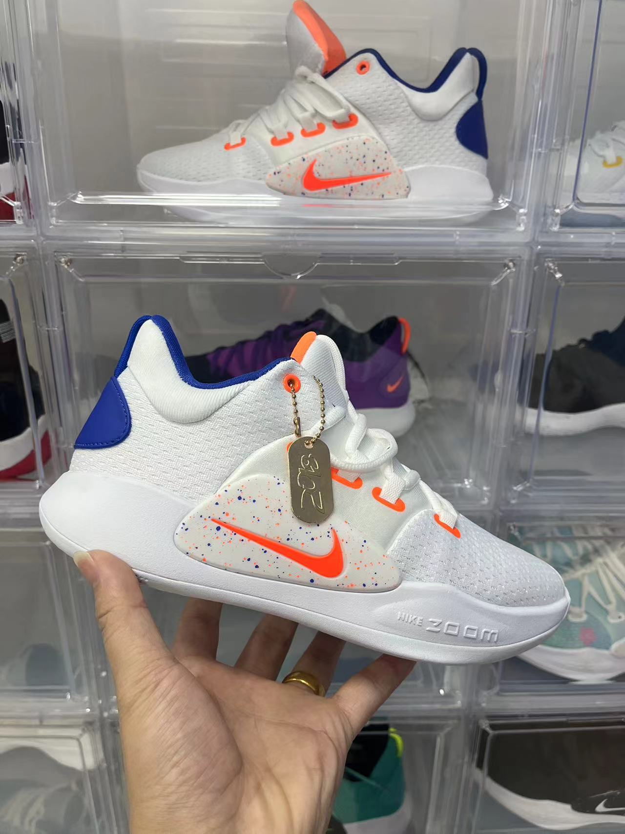 2018 Nike Hyperdunk Low 内置双气垫