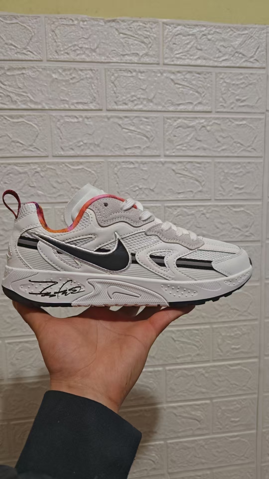 Nike Jam Train（125 J-9 F41 D42）
