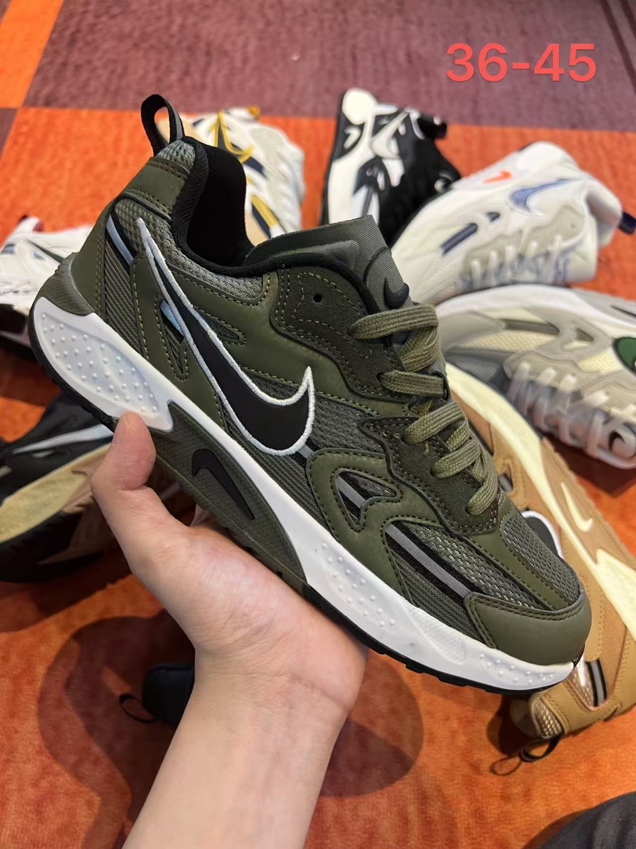 Nike Jam Train（125 J-9 F41 D42）
