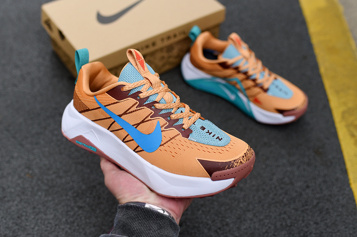 Nike React X Wildhorse 10 (B52）