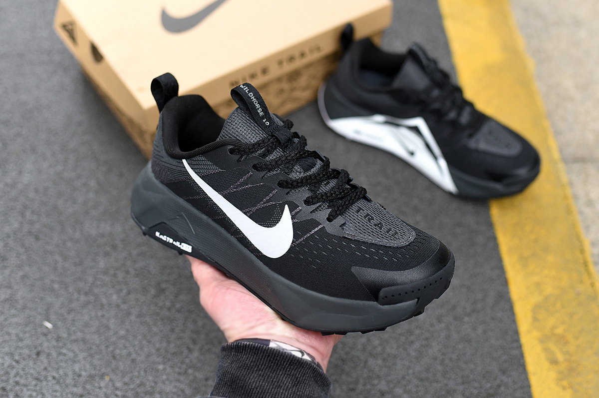 Nike React X Wildhorse 10 (B52）