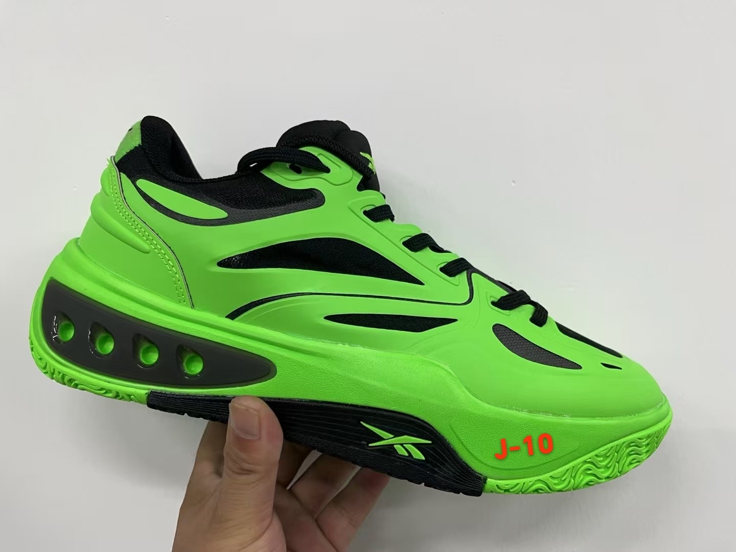Ree-bok Running（J-10）