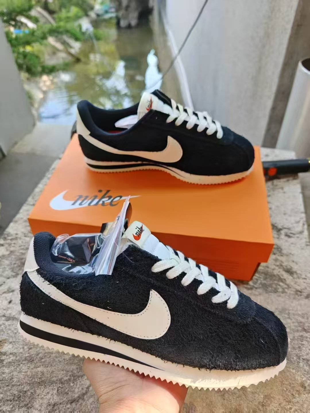 Nike Cortez（H-15）