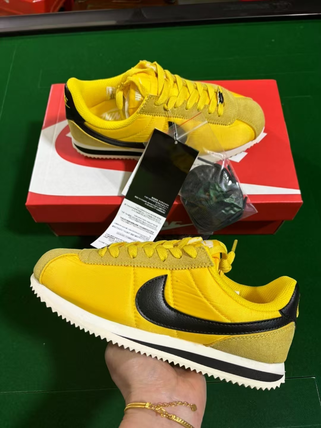 Nike Cortez（H-15）