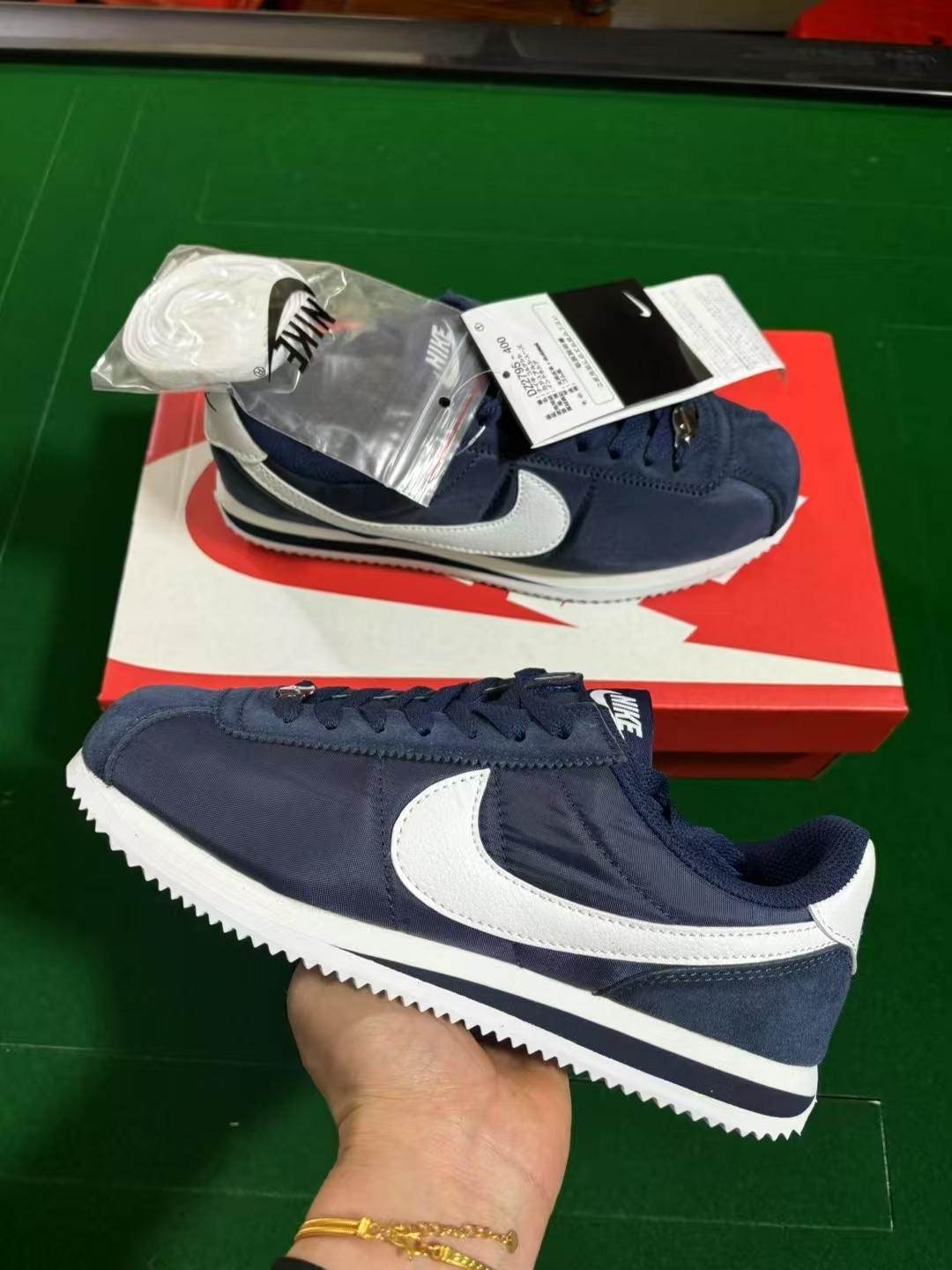 Nike Cortez（H-15）