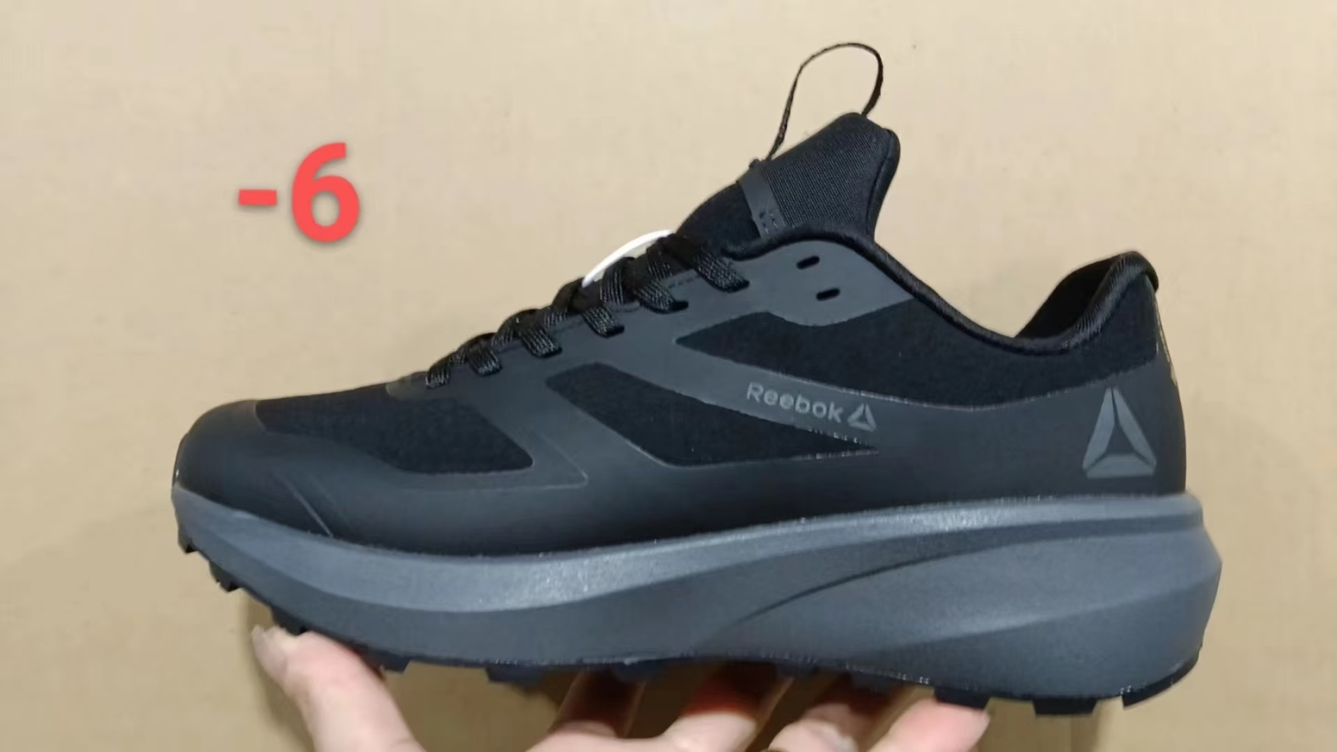 Ree-bok Outdoor Gore-Tex（F35）
