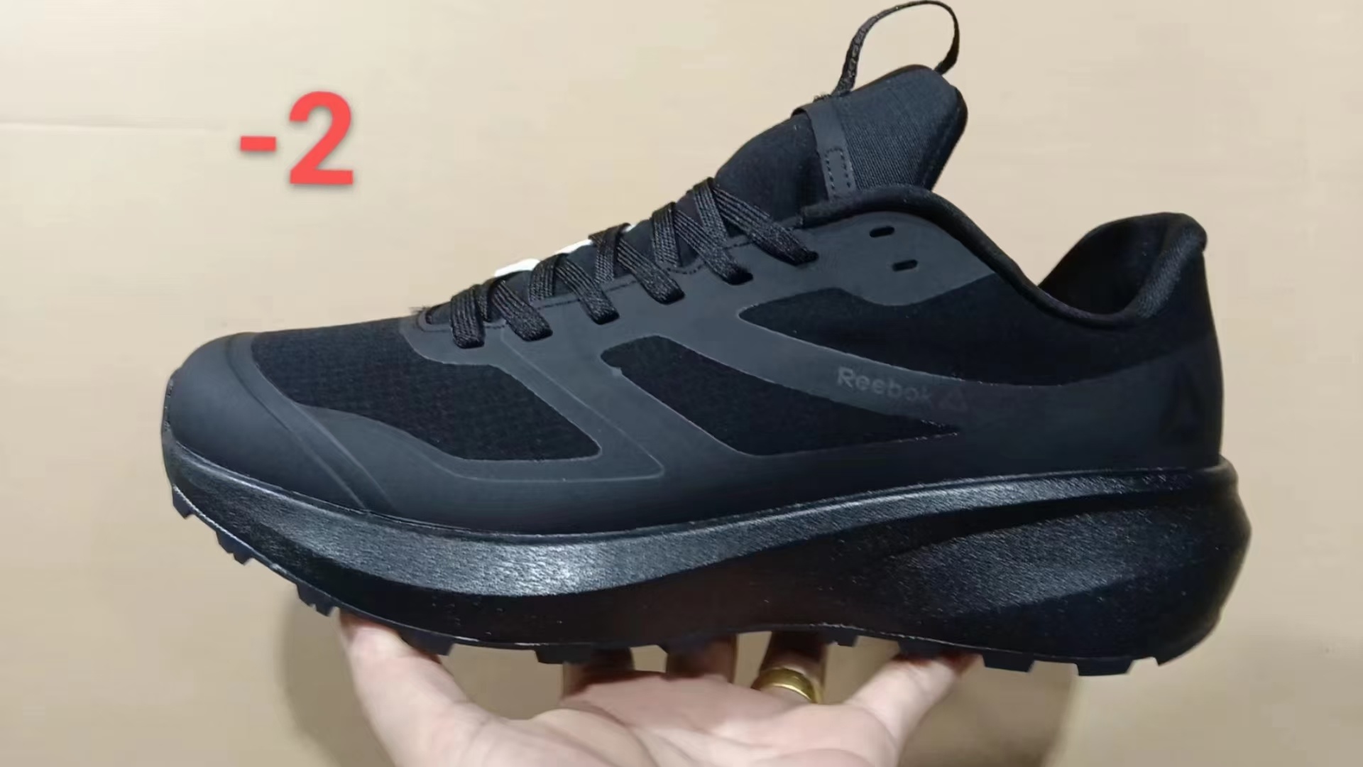 Ree-bok Outdoor Gore-Tex（F35）
