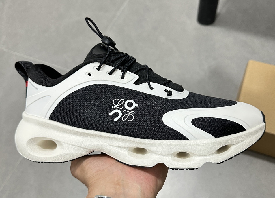 On Cloudsolo x Loewe #lf-89