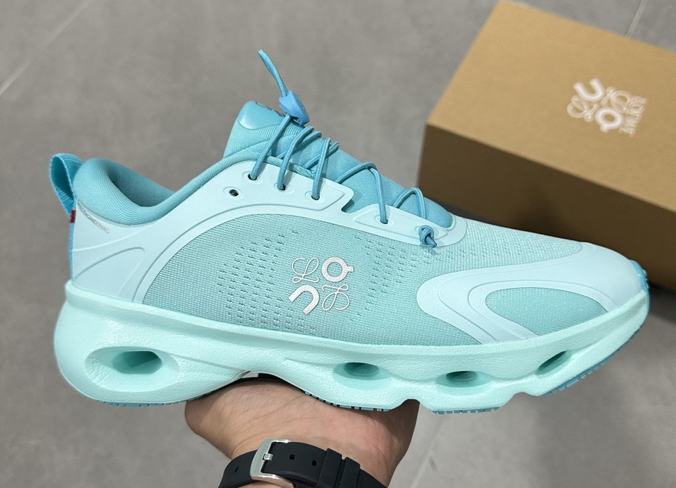 On Cloudsolo x Loewe #lf-89