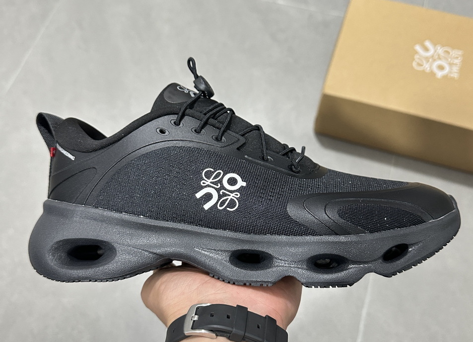 On Cloudsolo x Loewe #lf-89