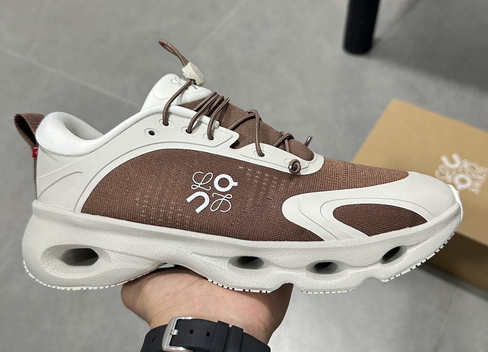 On Cloudsolo x Loewe #lf-89