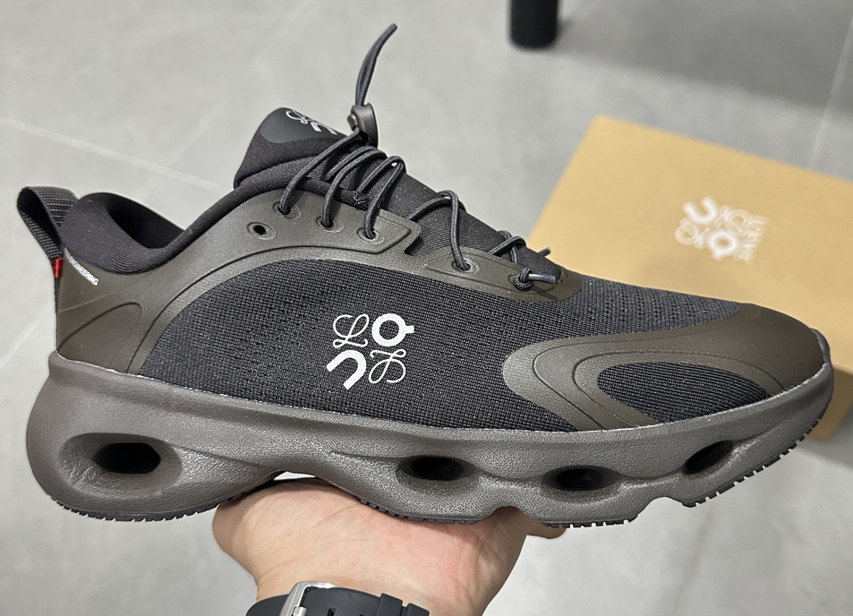 On Cloudsolo x Loewe #lf-89