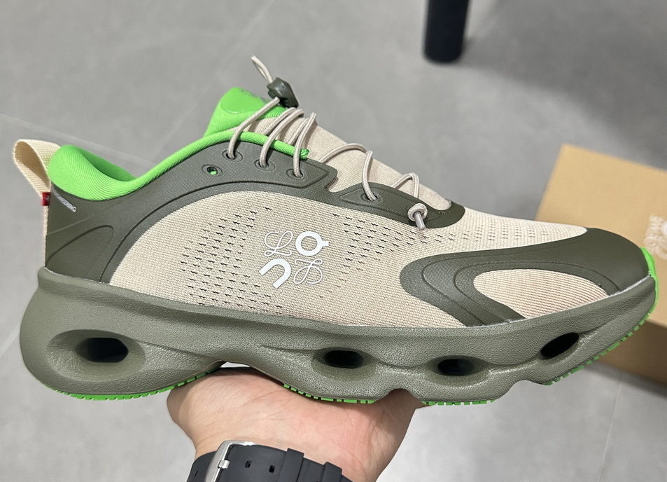 On Cloudsolo x Loewe #lf-89