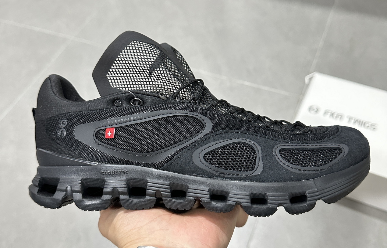 On Cloud X4 x FKA Twigs #lf-89