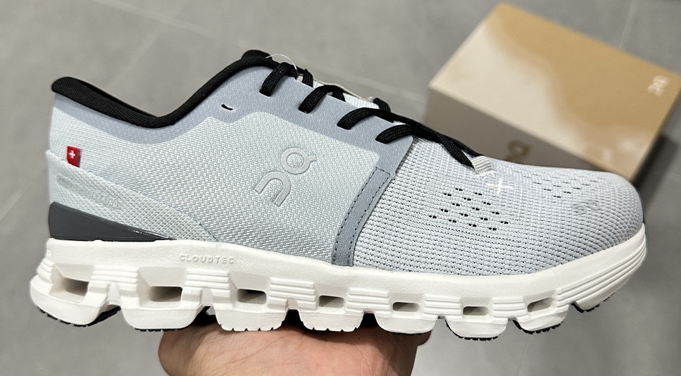 On Cloud X4 #lf-89