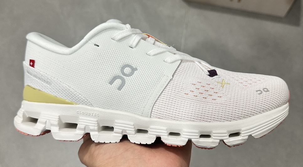 On Cloud X4 #lf-89
