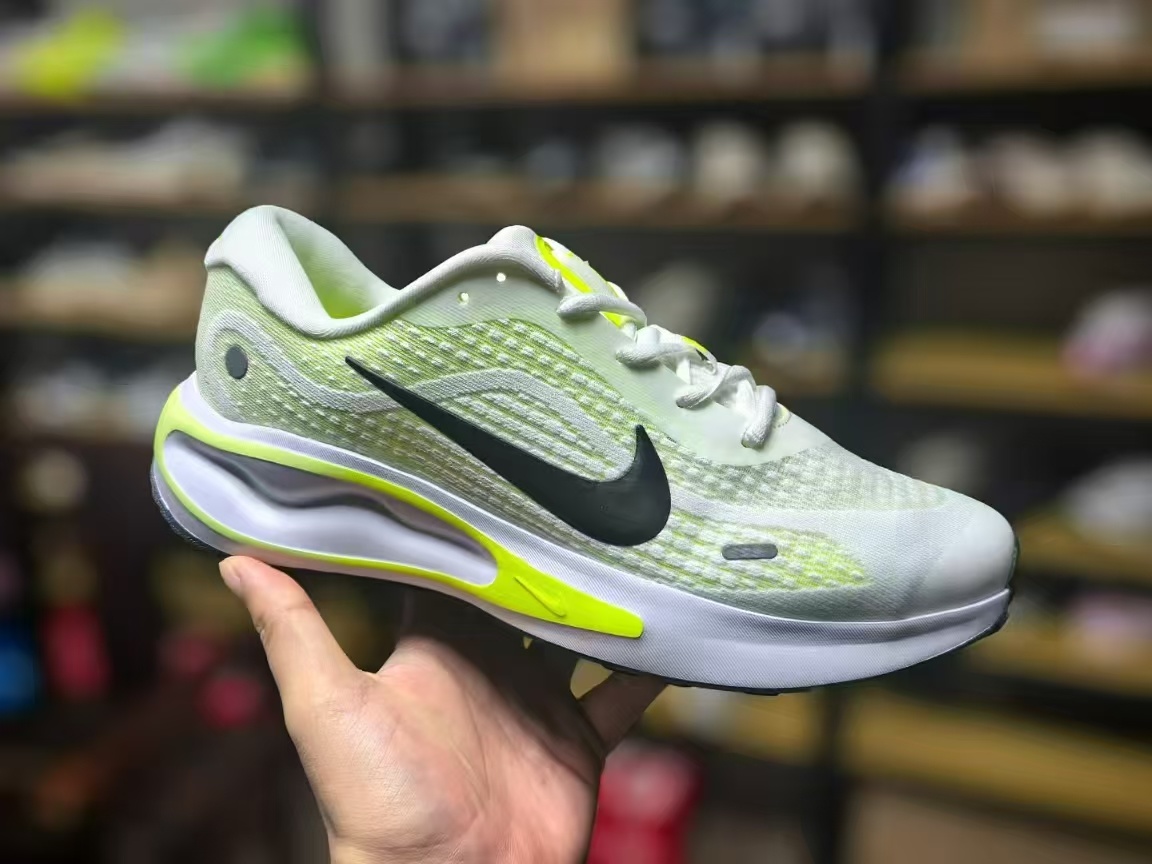 Nike Journey Run（H-66 H-83）