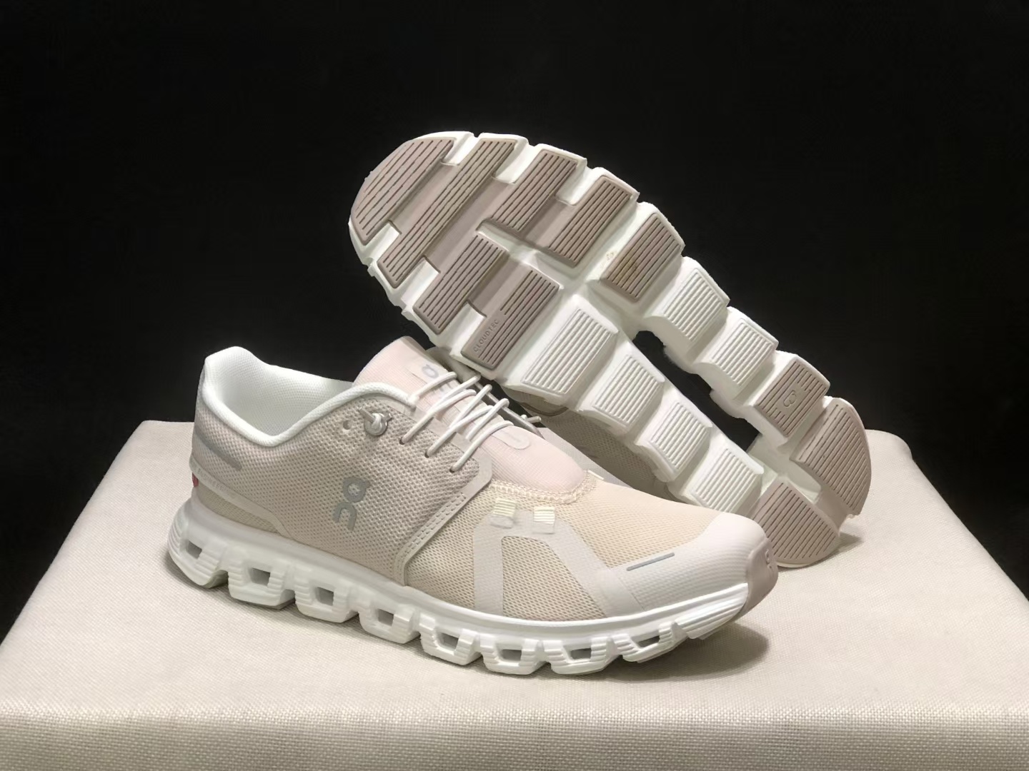 On Cloud 6 2025（J-7）