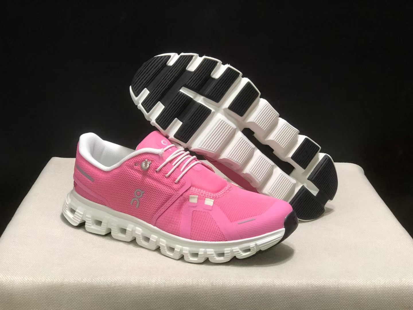 On Cloud 6 2025（J-7）
