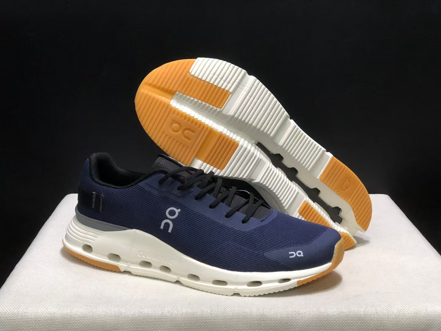 On Cloudnova Form 2（H-17）