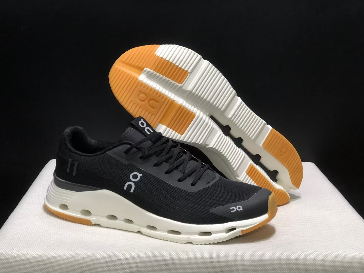 On Cloudnova Form 2（H-17）