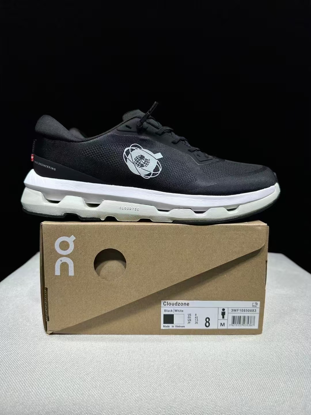 Kith X  On Cloudzone（J-18, F36）