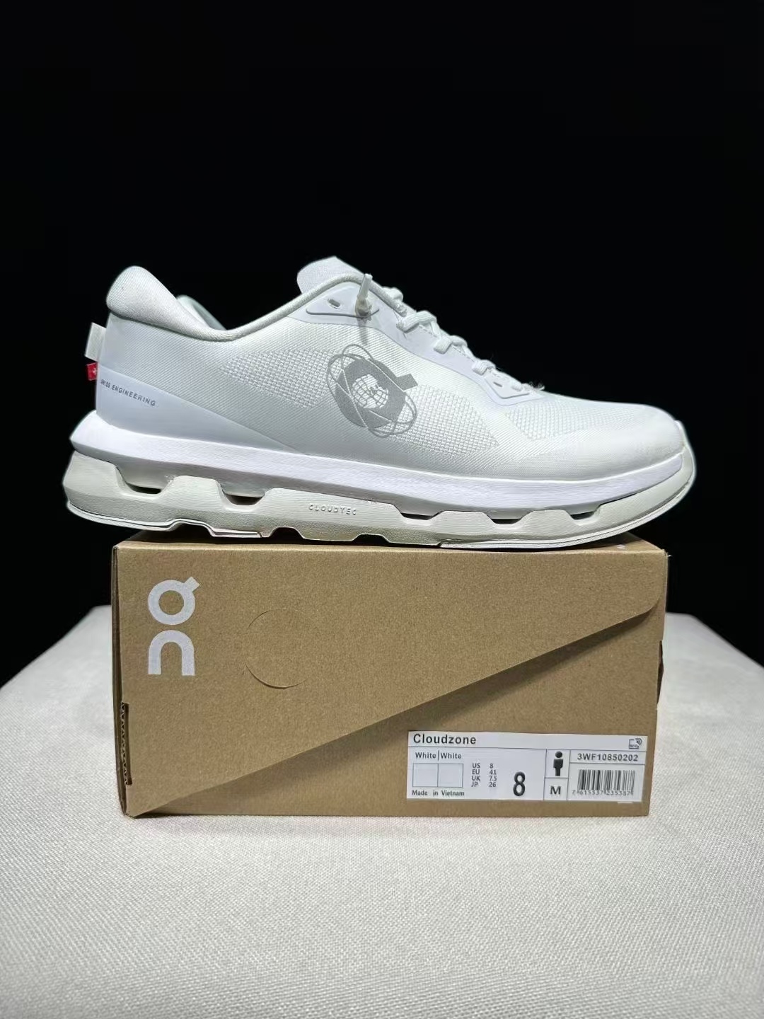 Kith X  On Cloudzone（J-18, F36）