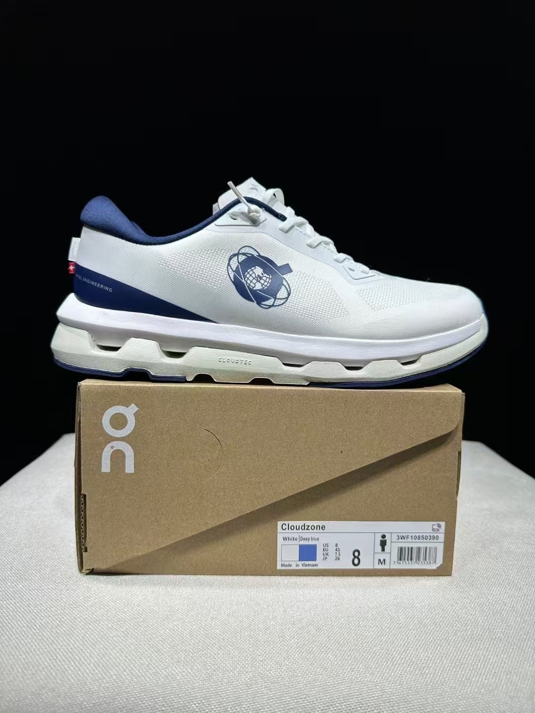 Kith X  On Cloudzone（J-18, F36）